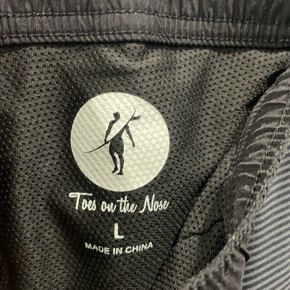 Toes on the Nose lined shorts - Picture 8 of 8